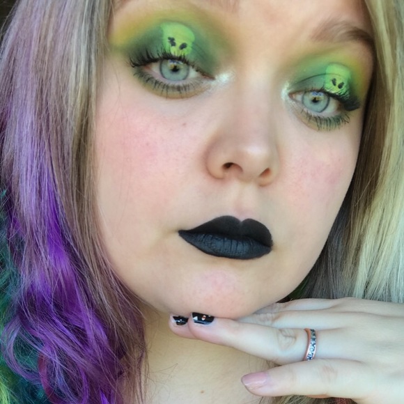 Meet your Posher, Kelsey - Picture 10 of 16